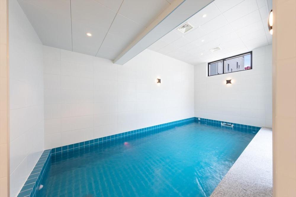 Gangneung Gyeongpo 345 Pool Villa Bagian luar foto